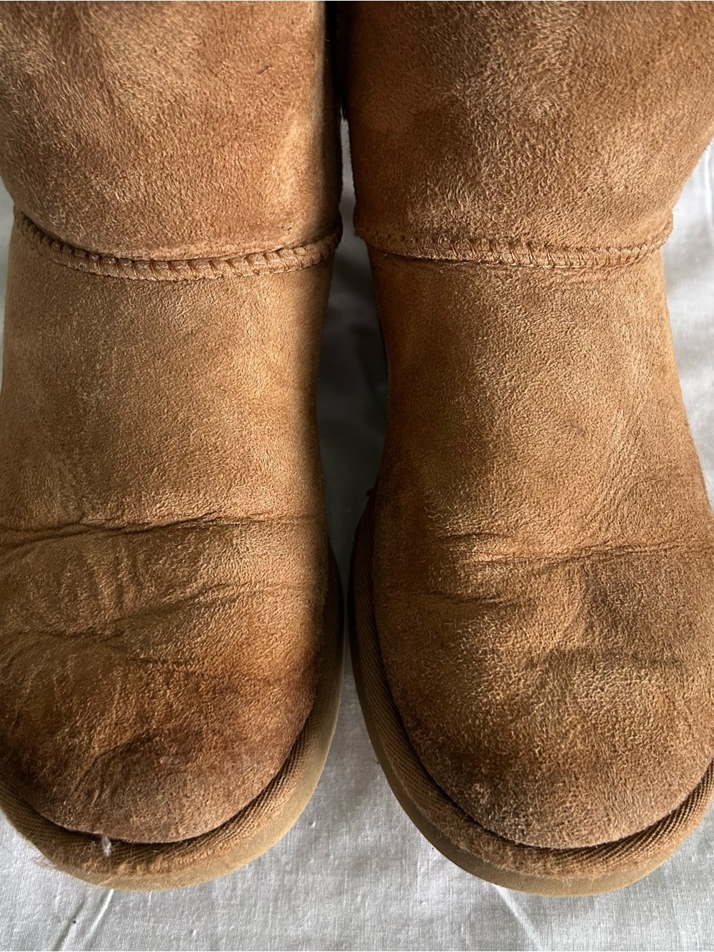 UGG Mini Bailey Bow II Boots Chestnut Brown Soft Suede Sheepskin Lining Size 7 - Picture 3 of 8
